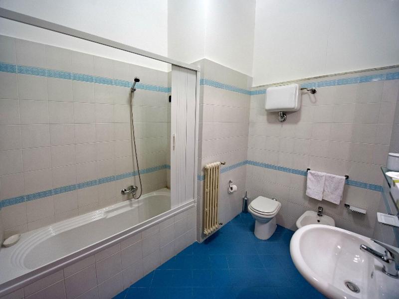 B&B Piazza 300Mila Lecce Extérieur photo