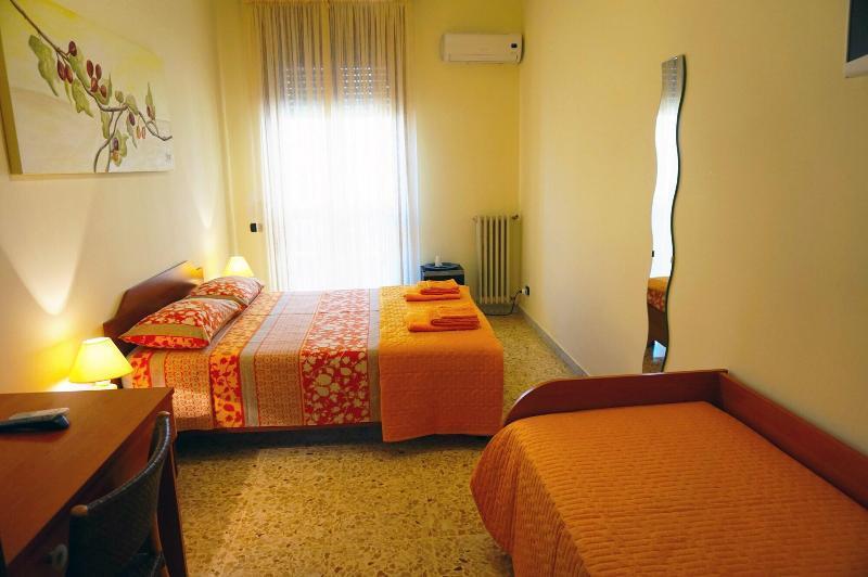 B&B Piazza 300Mila Lecce Extérieur photo