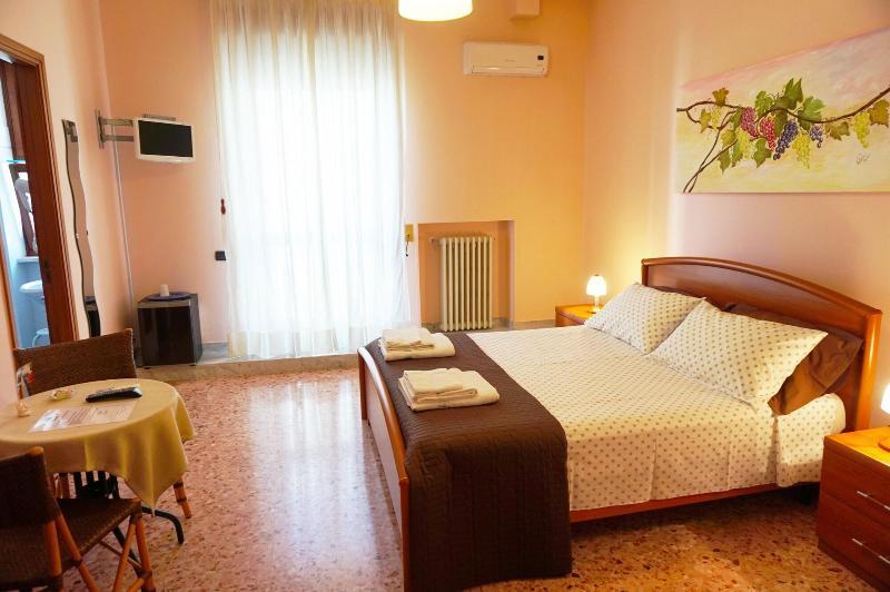 B&B Piazza 300Mila Lecce Extérieur photo