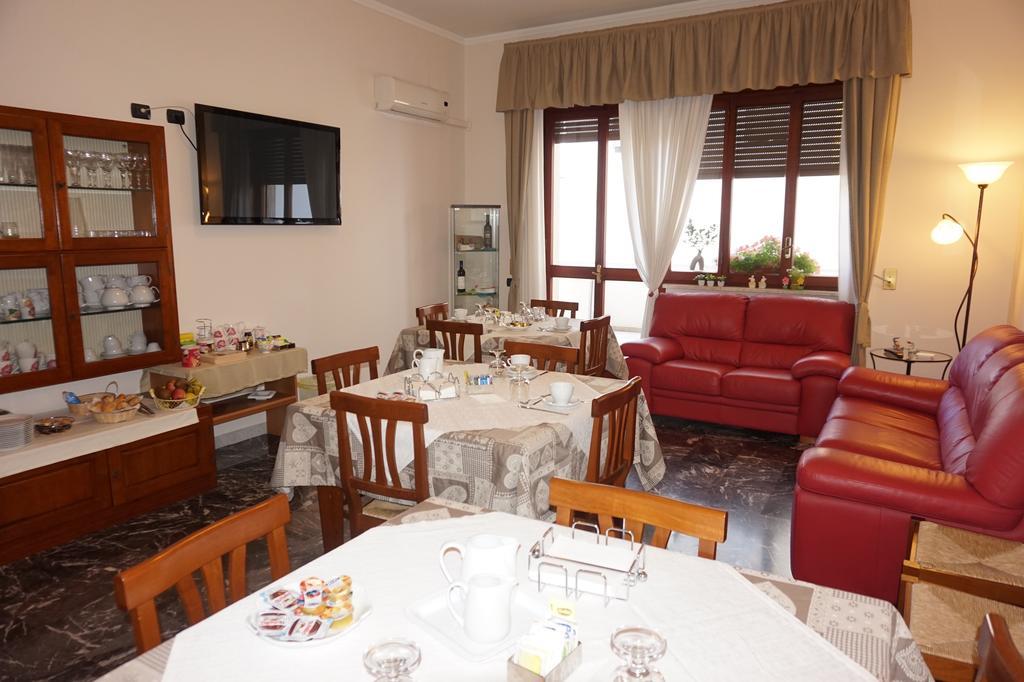 B&B Piazza 300Mila Lecce Extérieur photo
