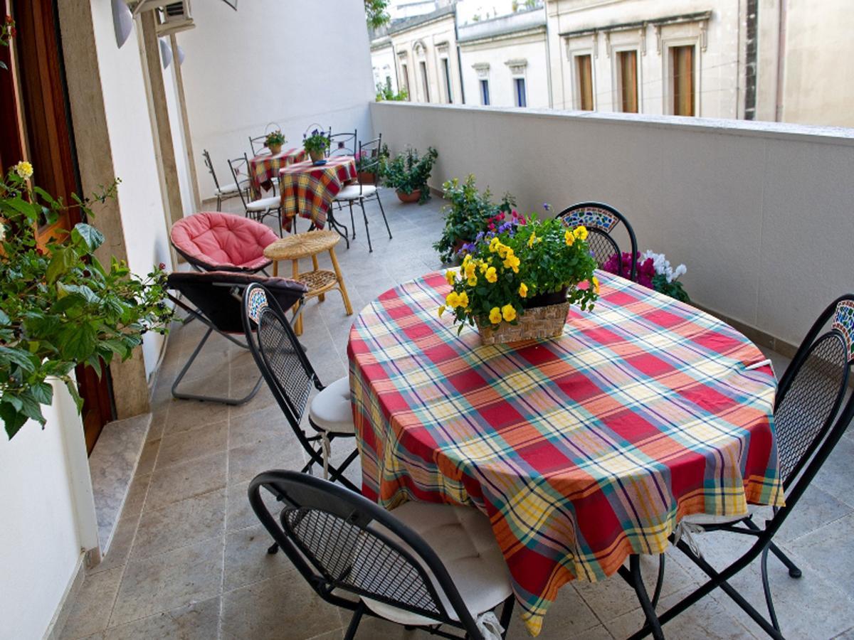 B&B Piazza 300Mila Lecce Extérieur photo